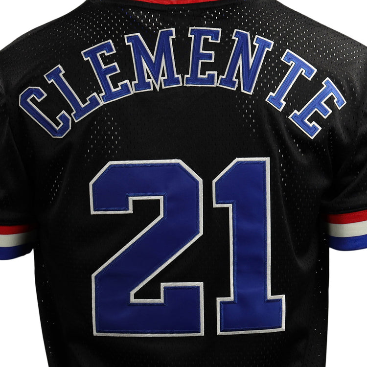 A close-up of the Roberto Clemente Santurce Cangrejeros Vintage Inspired NL Replica V-Neck Mesh Jersey by EFF, featuring blue and white Clemente lettering and bold number 21, echoing classic heritage designs.