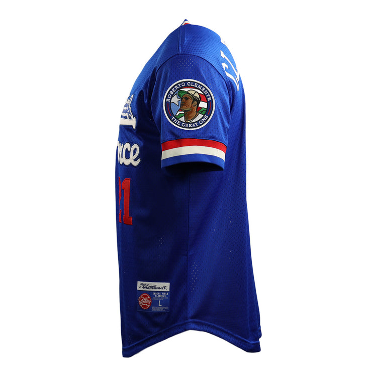 The EFF Roberto Clemente Santurce Cangrejeros Vintage Inspired NL Replica V-Neck Mesh Jersey in royal blue features red and white trim, a #21 on the front, sleeve patch, and sewn Ebbets Field Flannels tags near the hem.