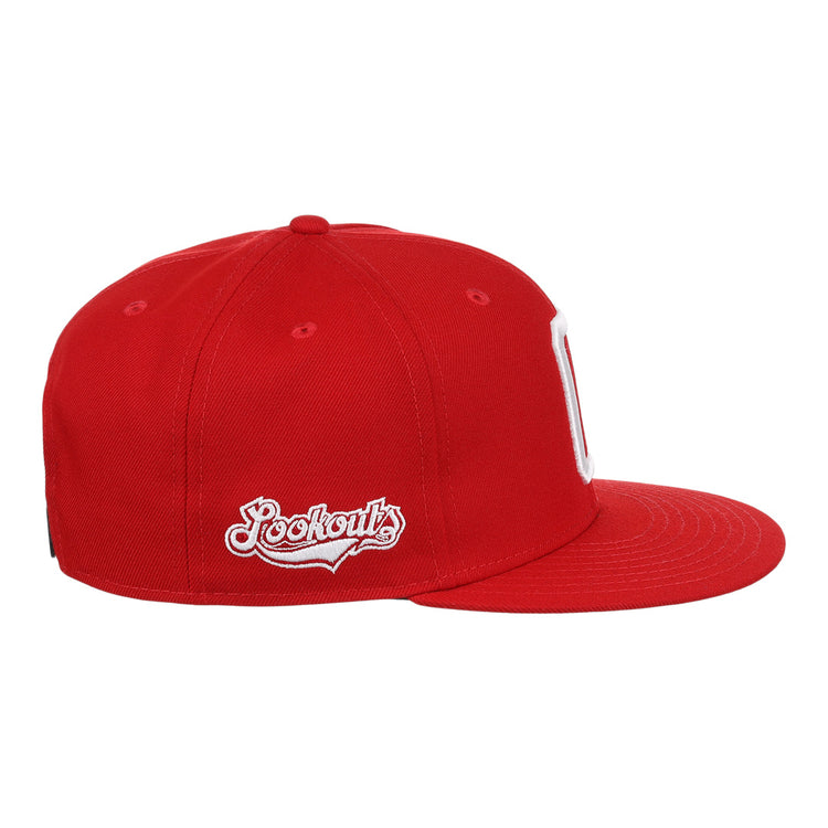 The Ebbets Field Flannels Chattanooga Lookouts EFF MiLB Vintage Snapback features a red design, white Lookouts script embroidered on the side, flat brim, and adjustable snapback closureâall shown from the left.
