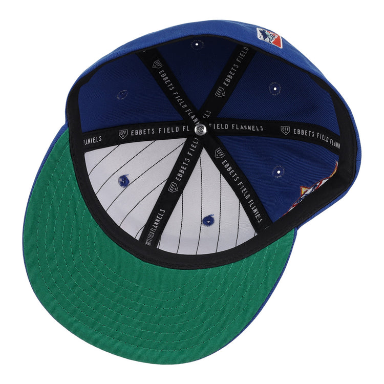 The St. Louis Stars NLB Team Color Fitted Ballcap by EFF has a green underbrim, black sweatband, pinstriped white lining, and classic EFF branding—vintage-inspired details that echo the team’s history.