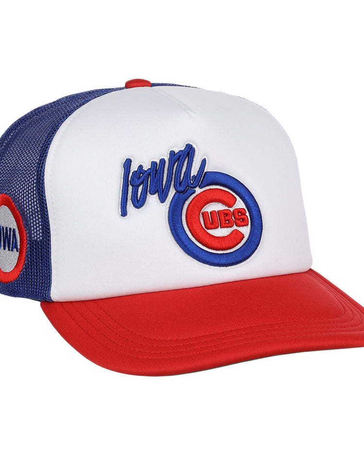 The EFF Iowa Cubs EFF MiLB Vintage Foam Trucker is a white, red, and blue snapback hat with “Iowa Cubs” embroidered on the front and an “Iowa” logo patch on the mesh side panel.