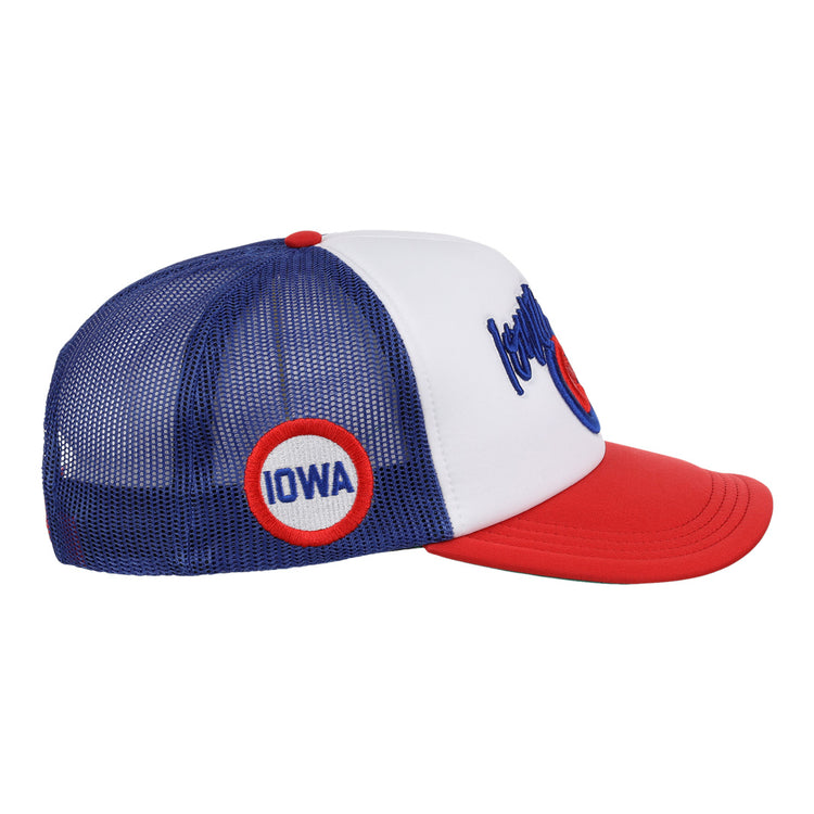 The EFF Iowa Cubs MiLB Vintage Foam Trucker is a blue and white mesh snapback with a red brim and side patch featuring “IOWA” in blue within a red and white circle, inspired by the Vintage Minor League collection.