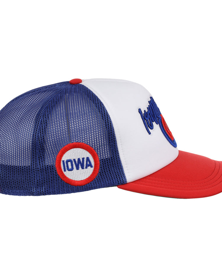 The EFF Iowa Cubs MiLB Vintage Foam Trucker is a blue and white mesh snapback with a red brim and side patch featuring “IOWA” in blue within a red and white circle, inspired by the Vintage Minor League collection.