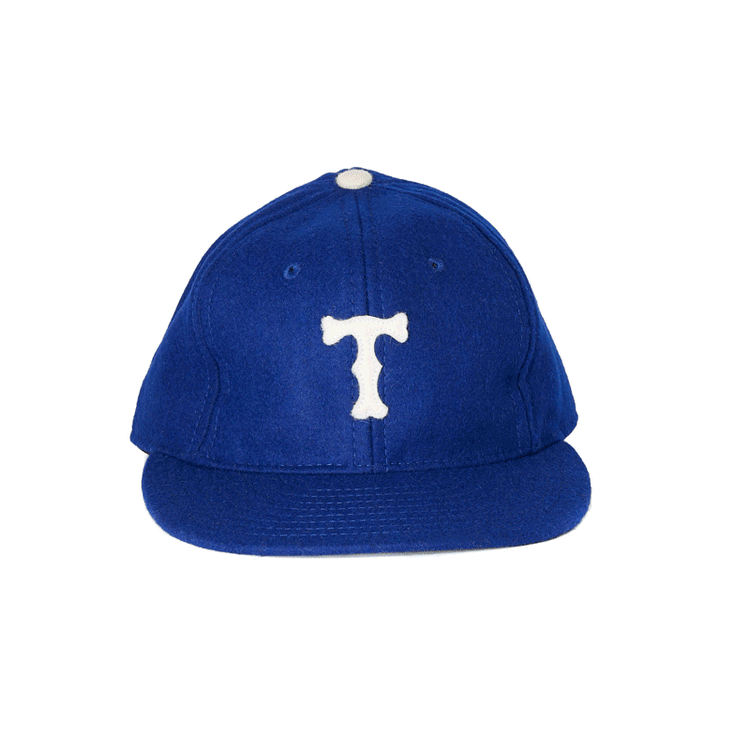 The EFF Toronto Maple Leafs 1939 Vintage Ballcap features a royal blue color, flat brim, and white T on the front; this authentic reproduction is shown against a plain white background.